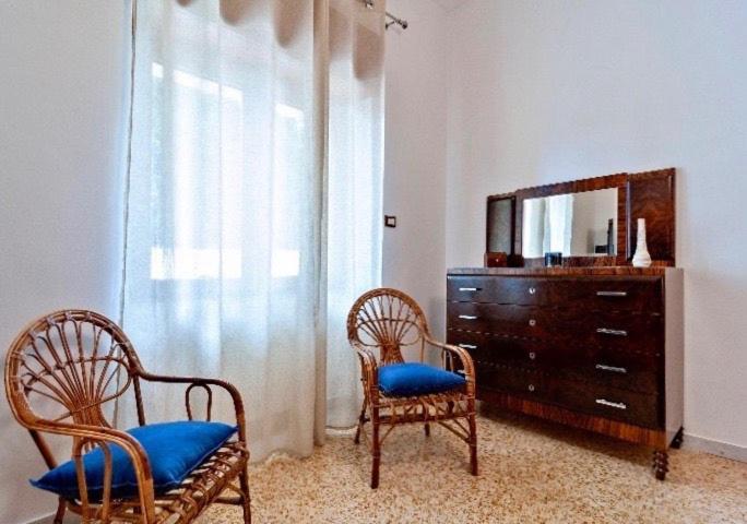 La Casa Di Julia Apartment เลชเช ภายนอก รูปภาพ