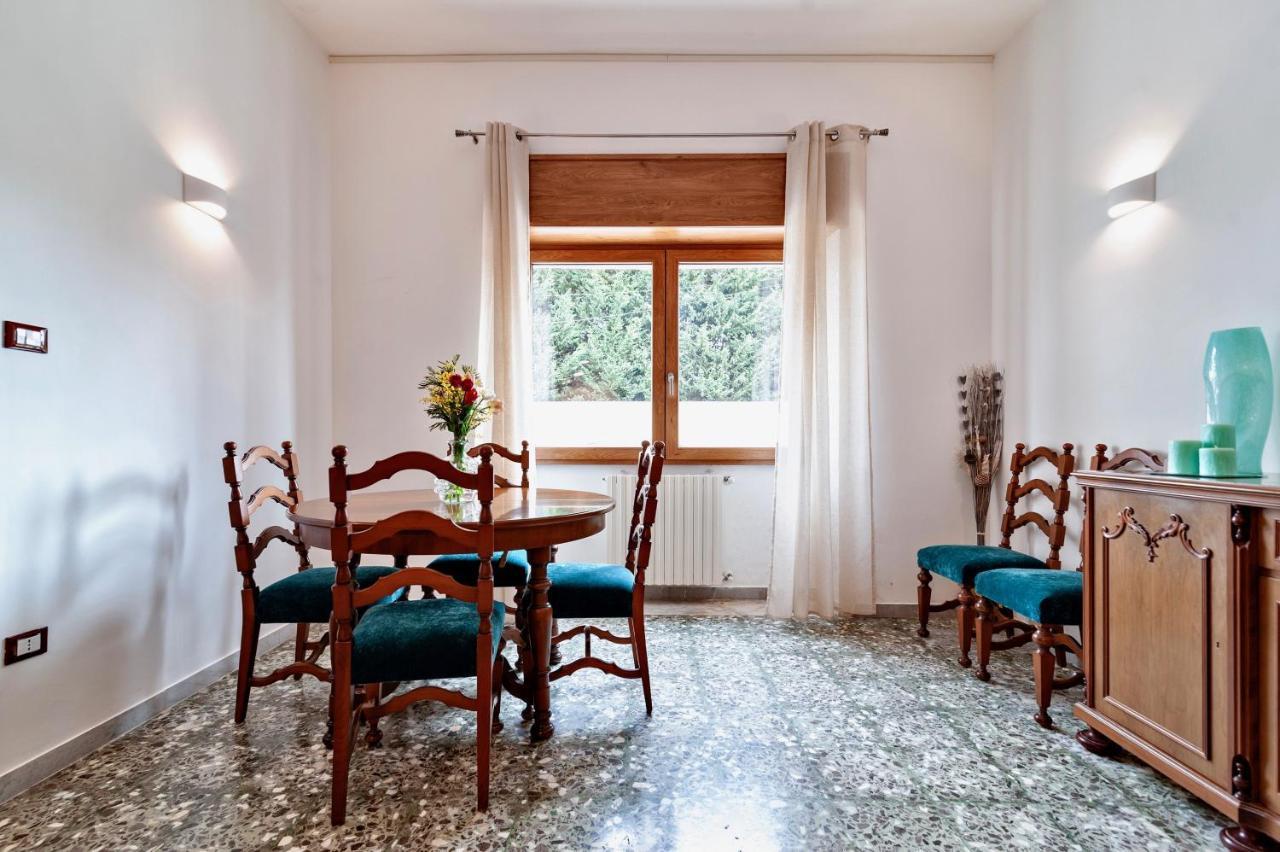La Casa Di Julia Apartment เลชเช ภายนอก รูปภาพ