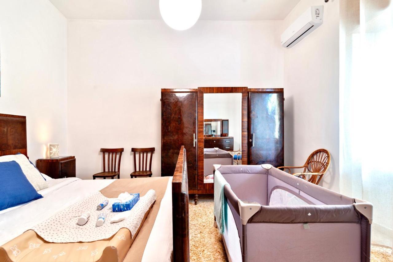 La Casa Di Julia Apartment เลชเช ภายนอก รูปภาพ